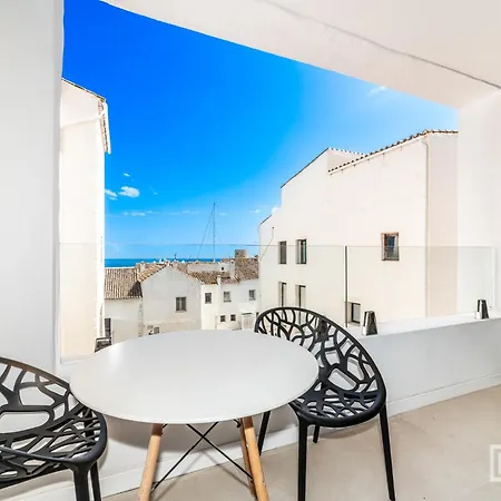 Modern 2b In The Heart Of Puerto Banus *